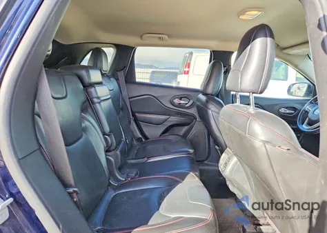 2015 Jeep Cherokee Trailhawk из США, поврежденный, VIN 1C4PJMBS3FW650853